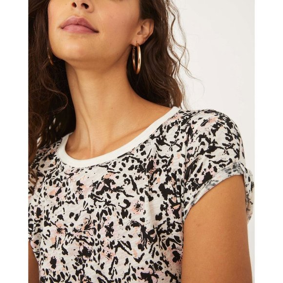 🎉LAST CHANCE🎉 NWT Free People Printed Clare Tee / Wild Thing - Picture 4 of 6